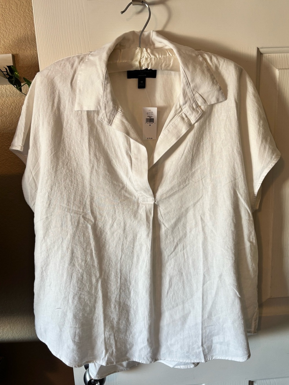 Banana Republic Factory White Short-Sleeve Button-Down Top